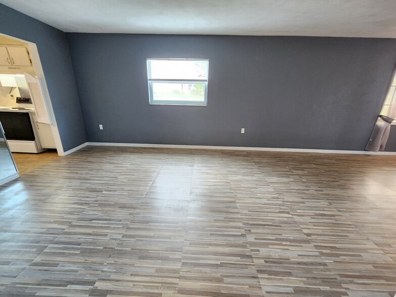 Building Photo - 5155 9th Ave N