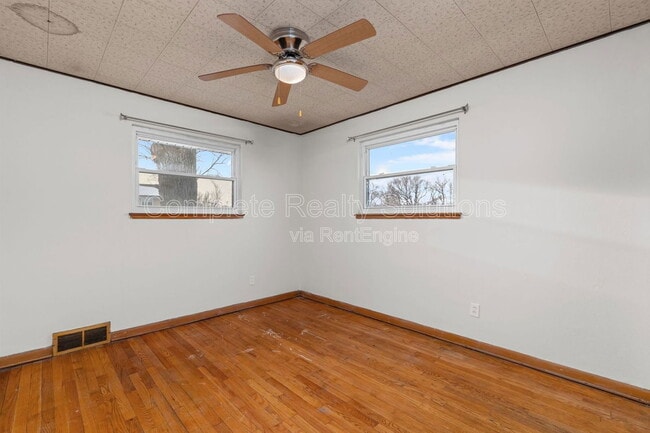 Building Photo - 10044 Pepper Ln