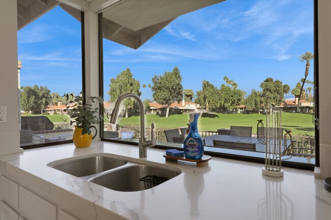 Building Photo - 236 Castellana S