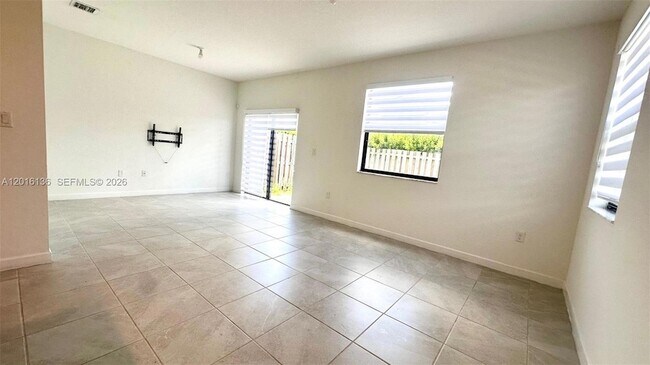 Building Photo - 13420 SW 287th Ter