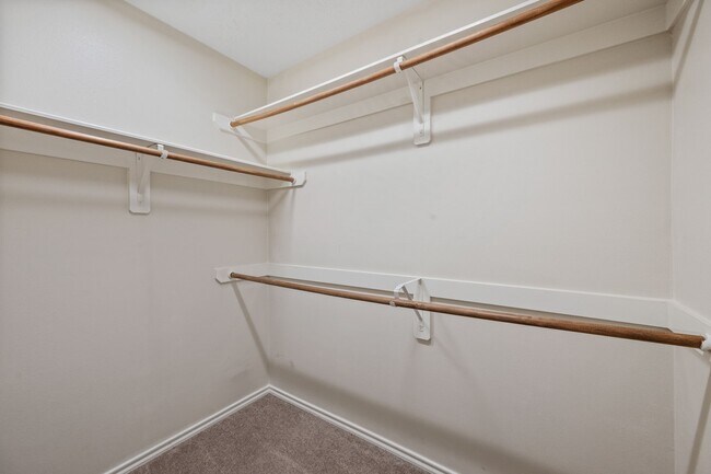 Building Photo - 8714 Thistlemoor Ln