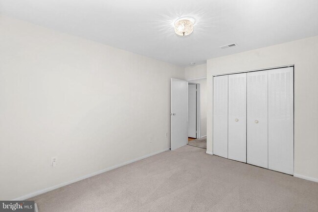 Building Photo - 11545 Hearthstone Ct