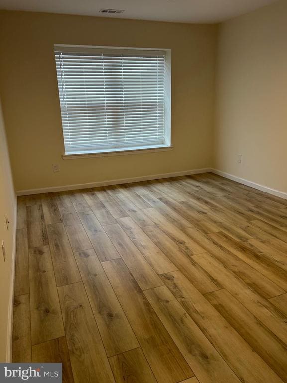 Building Photo - 1682B Thornwood Dr