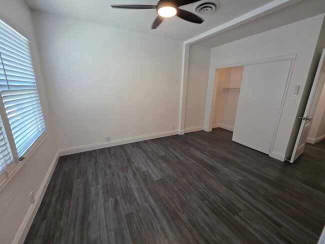 Building Photo - 6305 Almond Dr