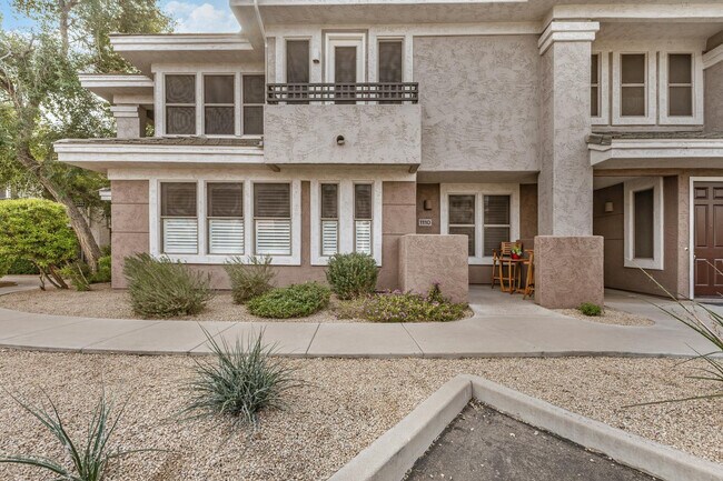 Building Photo - 15221 N Clubgate Dr