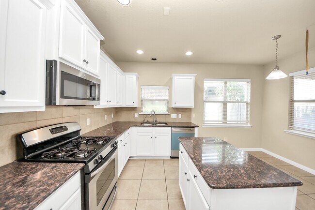 Building Photo - 6106 Grassy Haven Ln