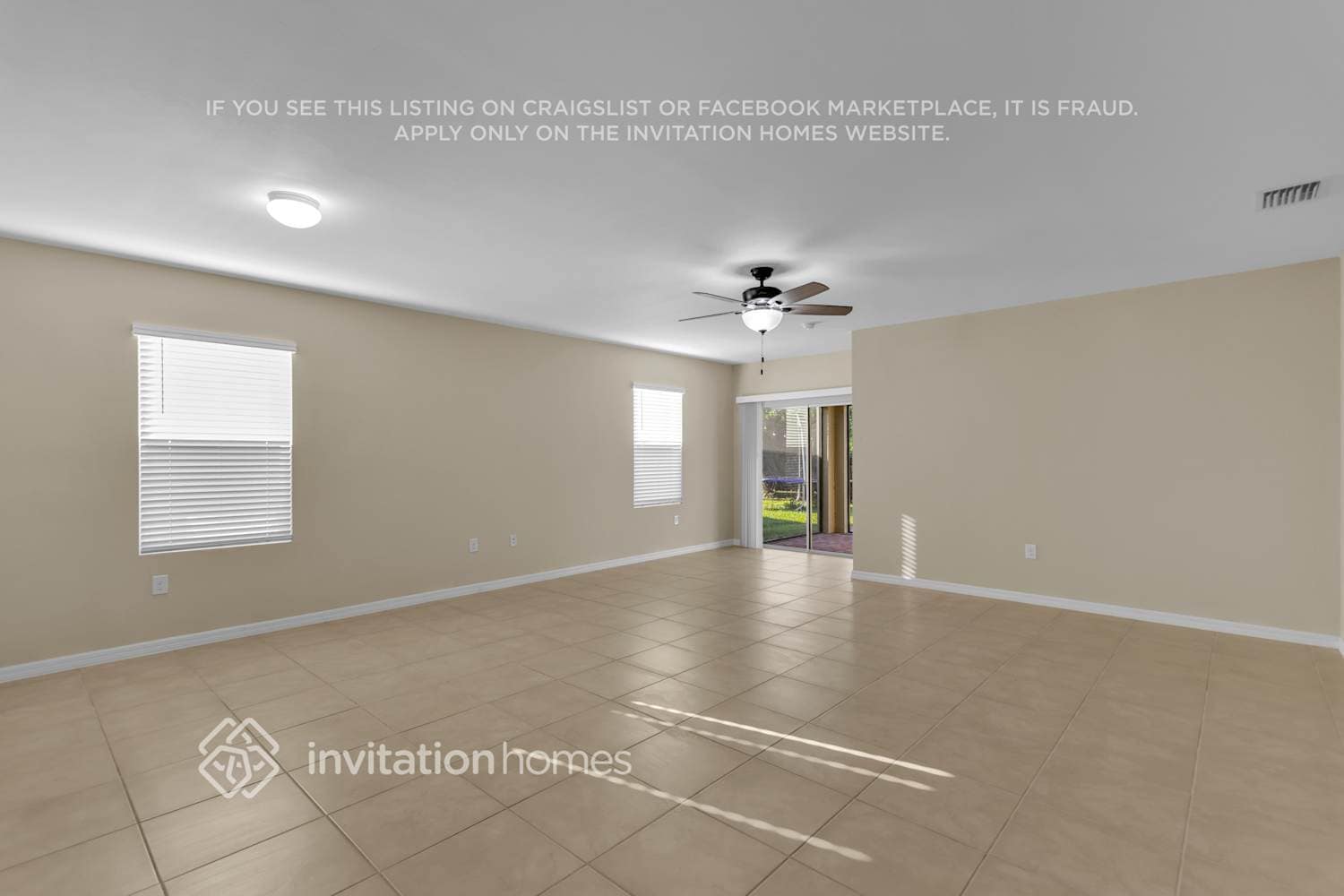 Building Photo - 3310 Acapulco Cir