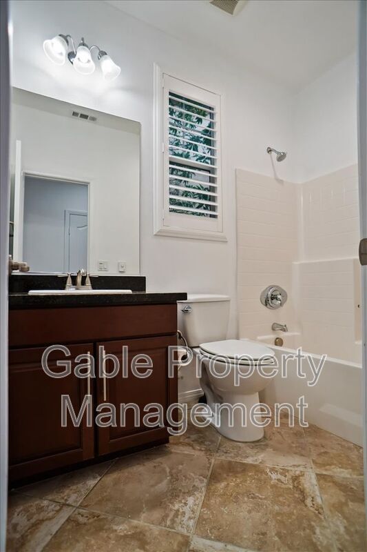 Building Photo - 26631 Millhouse Dr
