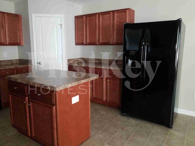 Building Photo - 901 Leatherstone Ln