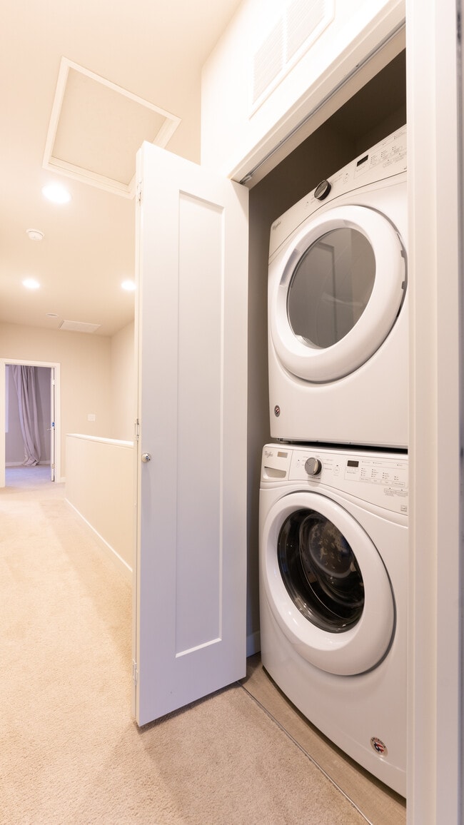 Building Photo - 1587 139th Ct NE