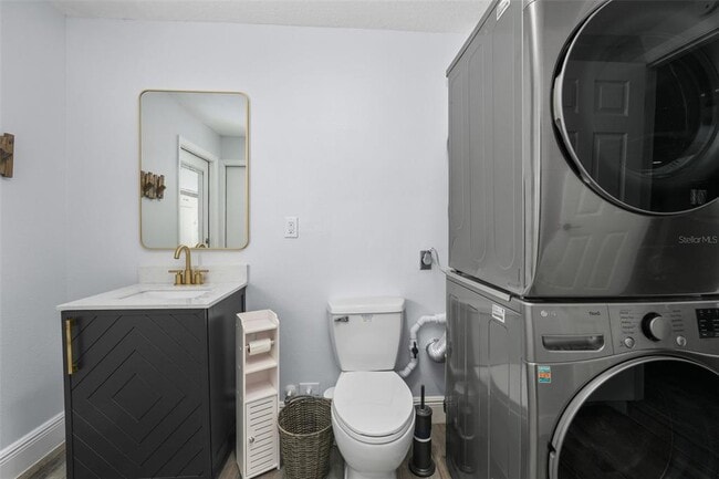 Building Photo - 13704 Veronica Dr