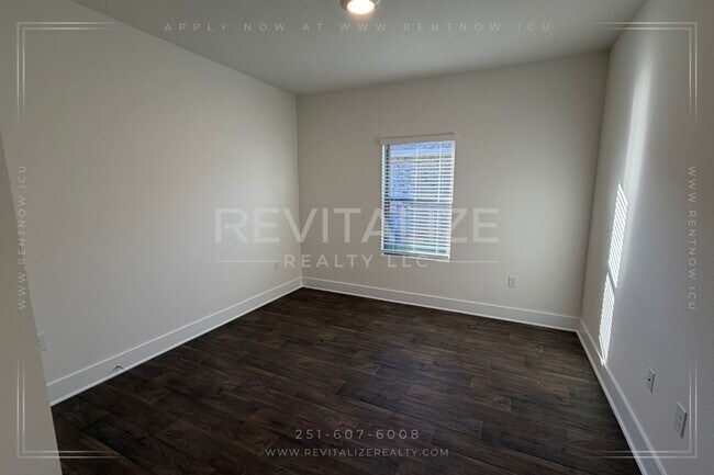 Building Photo - Lakeview Luxury Living in Hadley Village