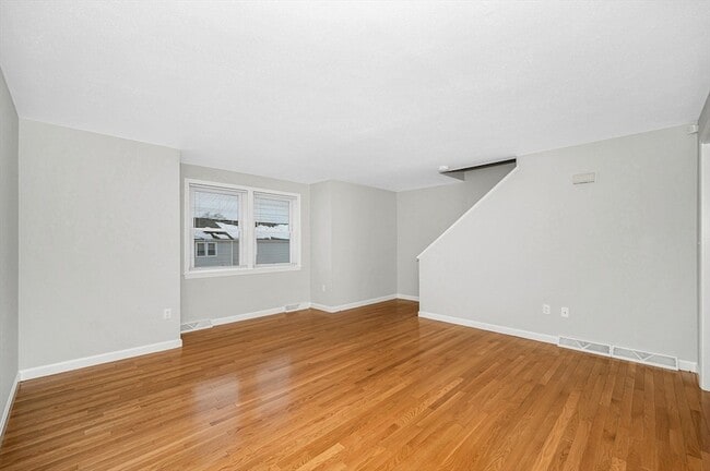 Building Photo - 1431 Pawtucket Blvd