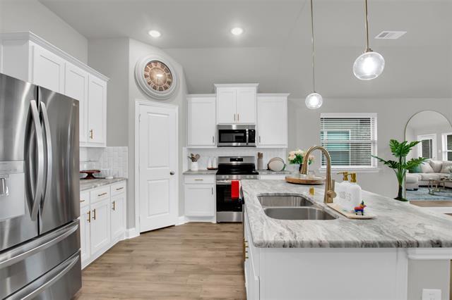 Building Photo - 347 Saltmeadow Ln