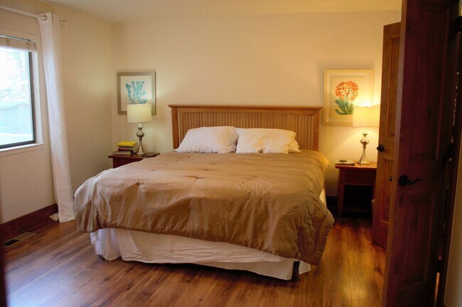 Building Photo - Incline Village Family Home Rental with Pr...