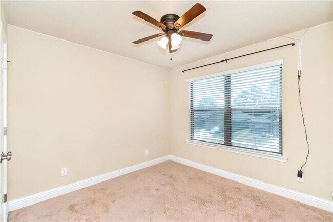 Building Photo - 3027 Nostram Ct