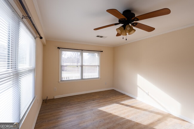 Building Photo - 953 McCullough Rd