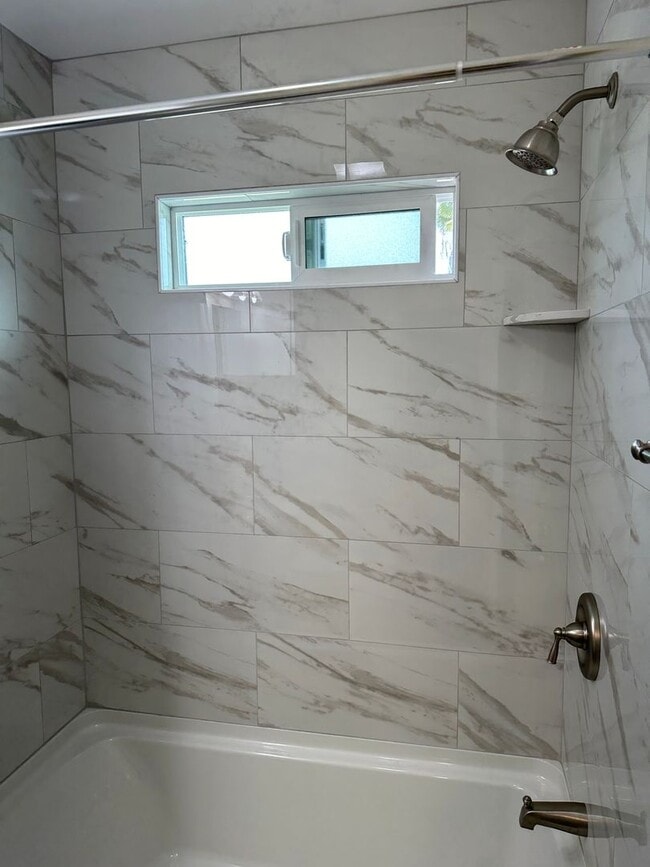 Building Photo - 317 Richfield Ave