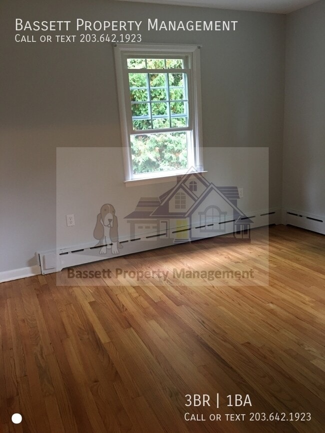 Building Photo - 960 Wolf Hill Rd