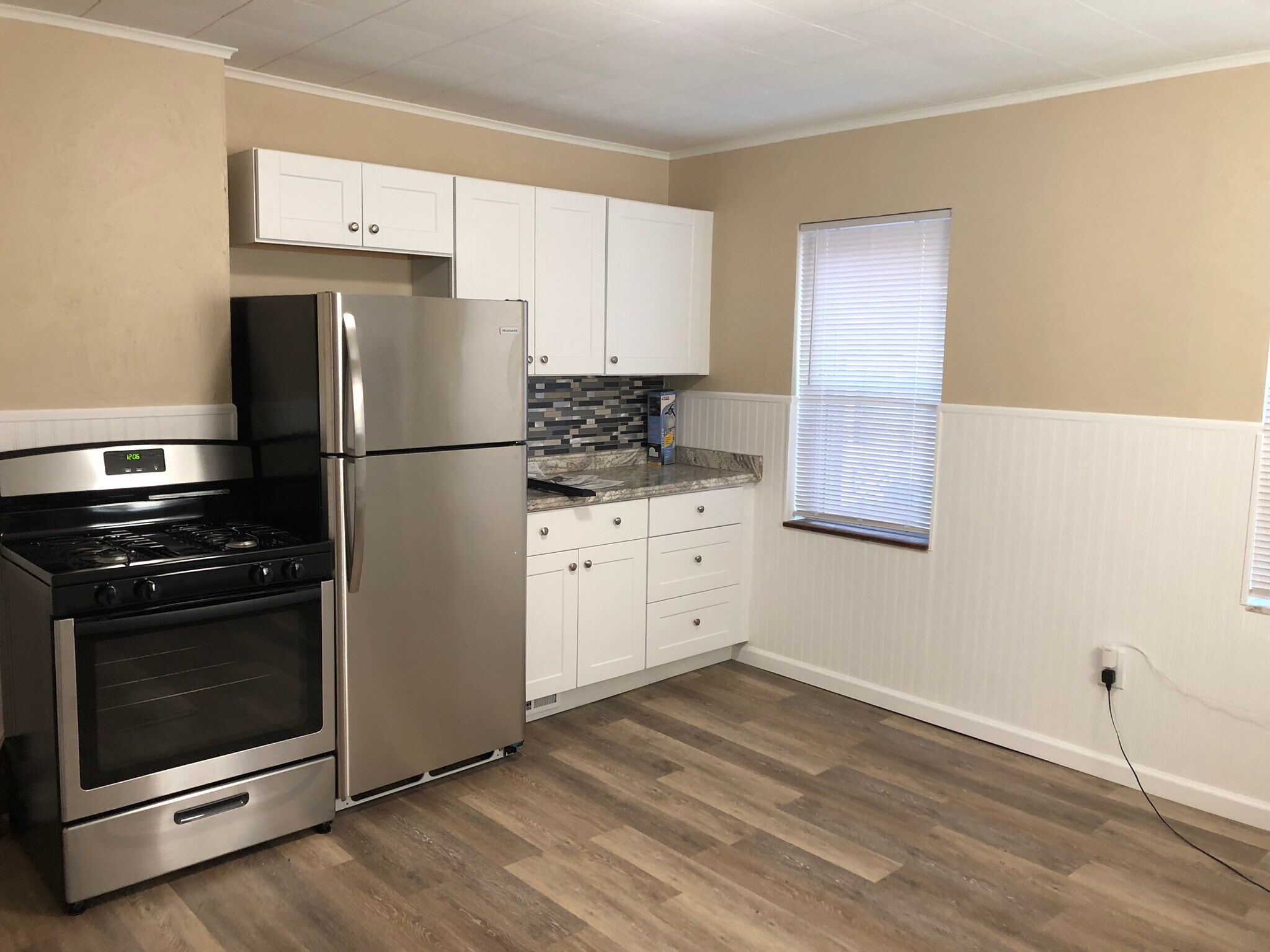 Building Photo - 50 Boundary St