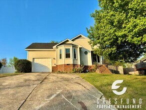 Building Photo - Adorable 3 Bedroom 2 Bathroom House Ready for Move In