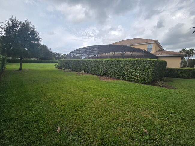 Building Photo - Luxurious Single-Family Home in Secluded Mount Dora Community