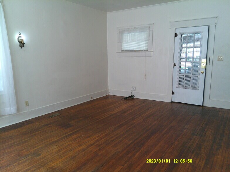 Living room - 124 N F St
