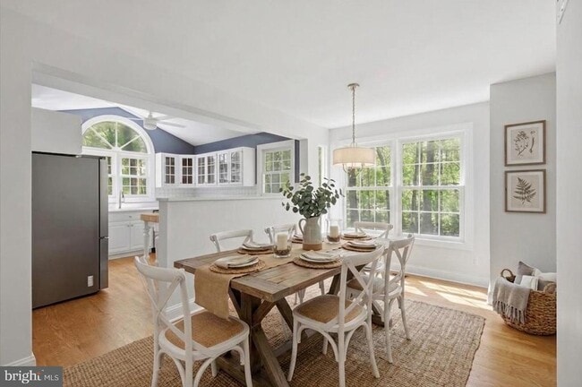 Building Photo - 5736 8th Rd N