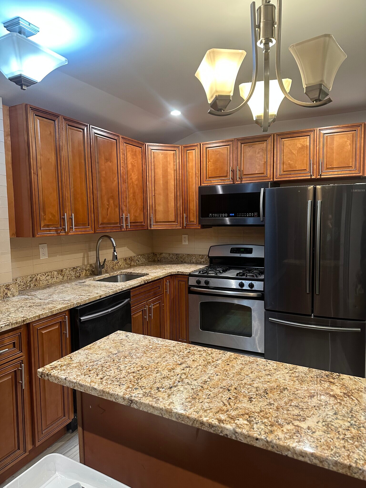 Building Photo - 14146 Pershing Cres