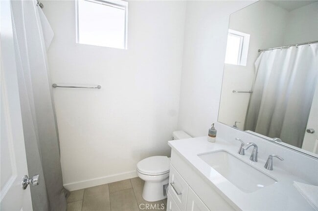 Building Photo - 26857 Laurel Mountain Lp