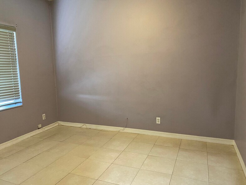 Building Photo - 6330 Harbour Oak Dr