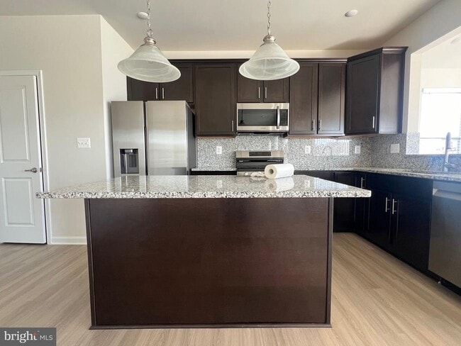 Building Photo - 35 Signal Knob Cottage Dr