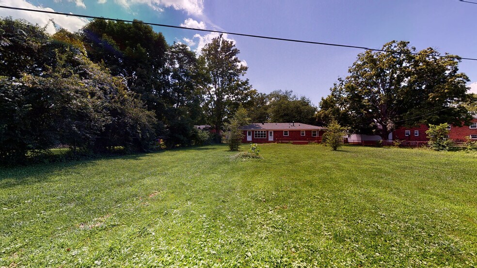 Building Photo - 707 Dorsey Way