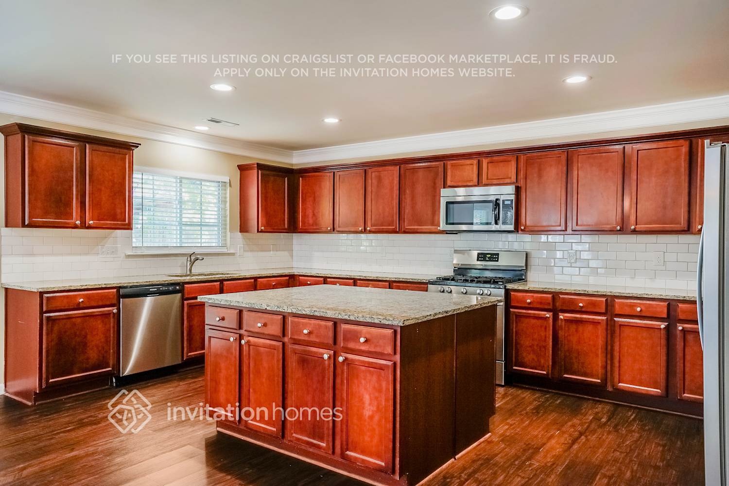 Building Photo - 2936 Roundleaf Ct