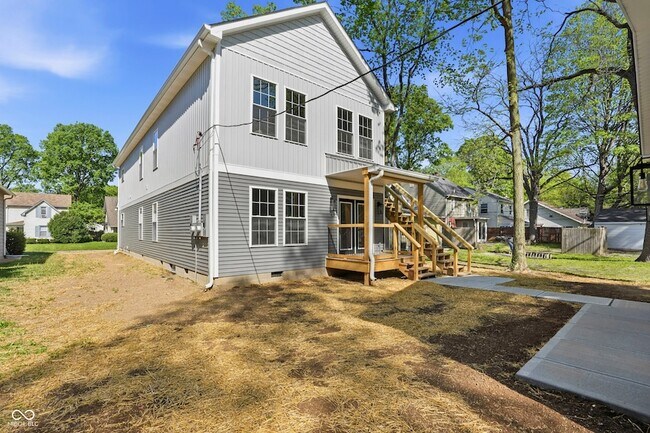 Building Photo - 4623 Rookwood Ave