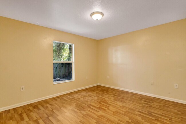 Building Photo - 3Bed 2Bath Single Family Home for Rent