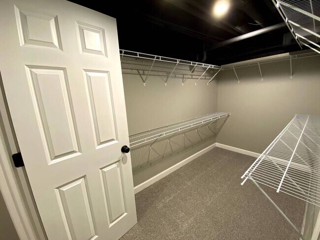 Building Photo - 117 Juniper Drive