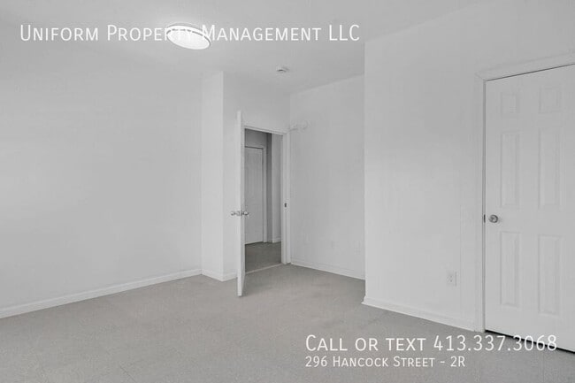 Building Photo - 296 Hancock St