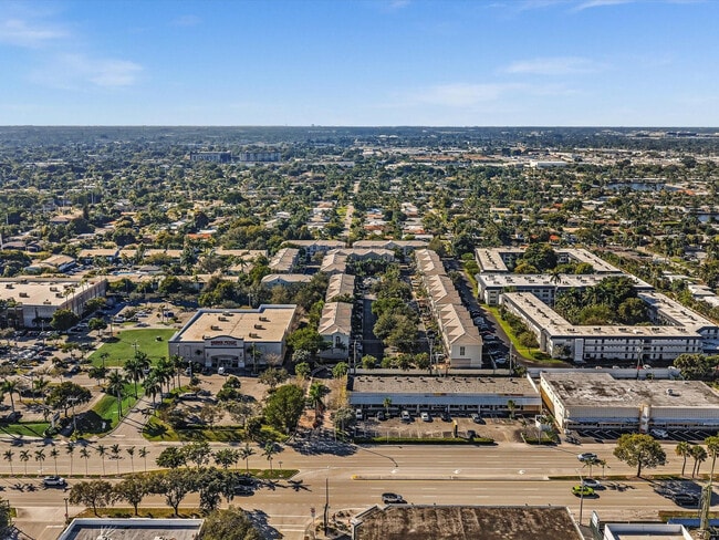 Building Photo - 1801 Coral Heights Blvd
