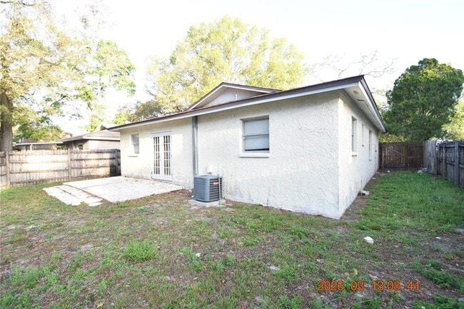 Building Photo - 4711 E Serena Dr