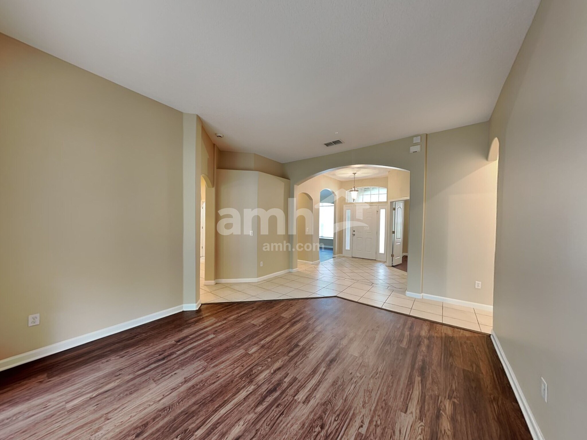 Building Photo - 725 Gulf Land Dr