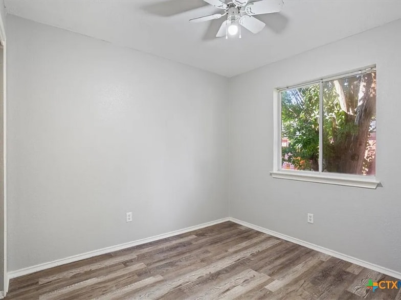 Building Photo - 4210 Telluride Dr