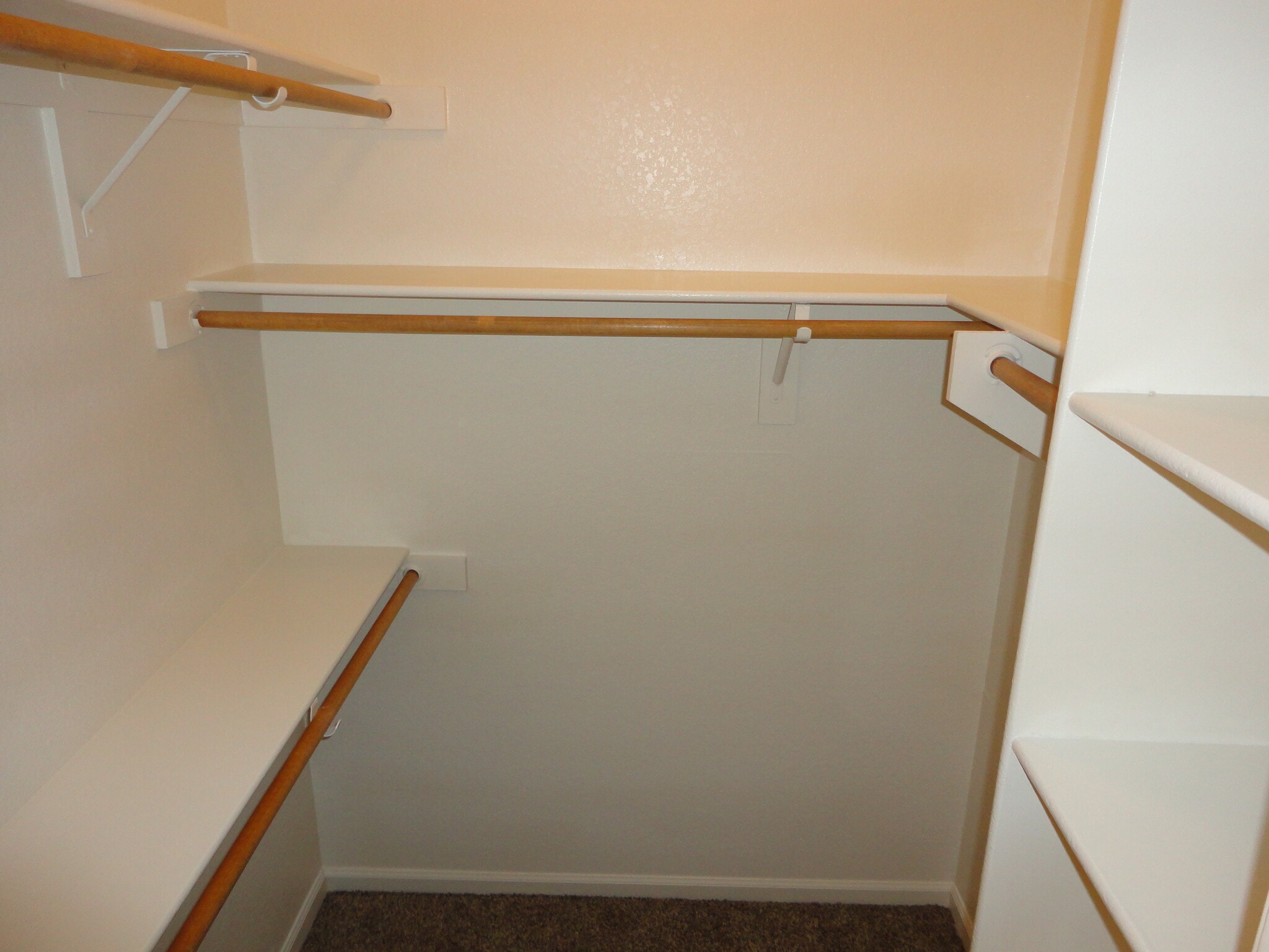 Building Photo - 233 W Verano Pl