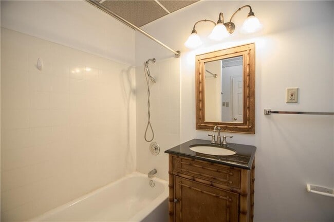 Building Photo - 755 Sheridan Ridge Ct