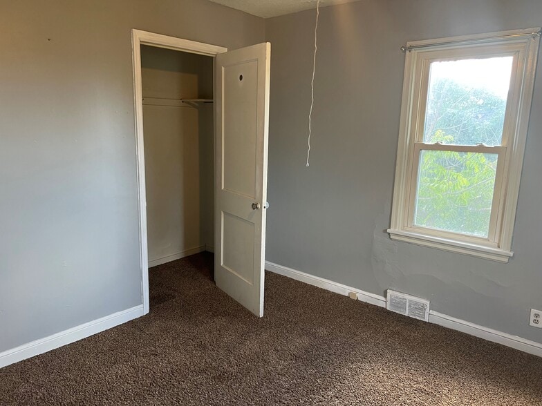 Bedroom 3 - 205 Jackson Ave NW