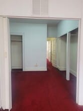 Building Photo - 436 Rogers Ave