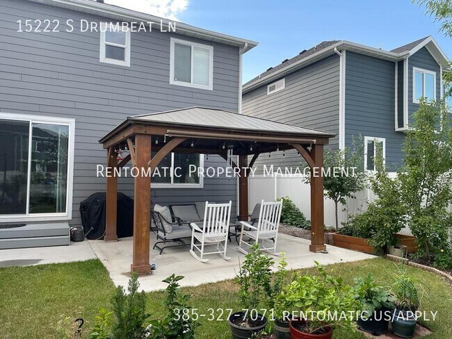 Building Photo - 15222 Drumbeat Ln