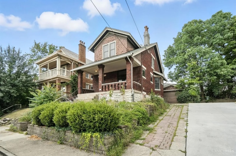 Building Photo - 348 Volkert St