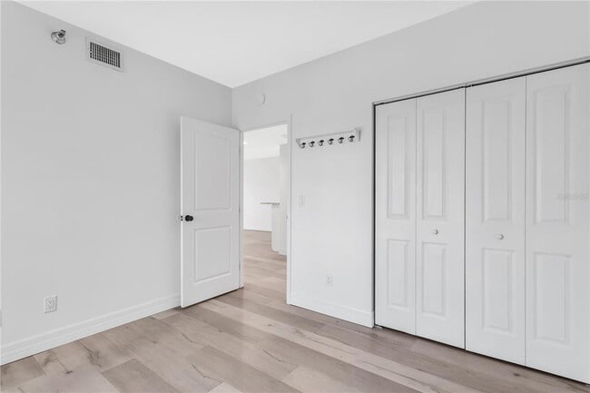 Building Photo - 1000 S Harbour Island Blvd