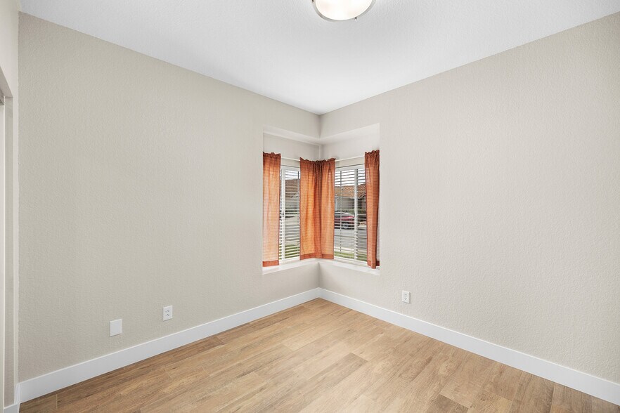 Building Photo - 40152 Valeriana Ct